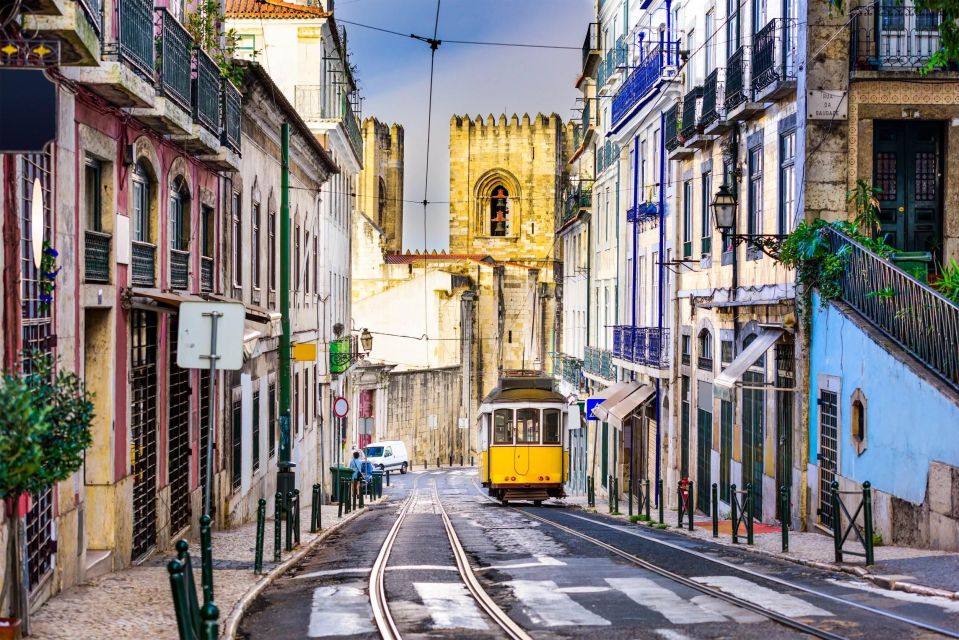 Lisbon: São Jorge Castle E-Ticket and Audio Guide - Entering Fast: What “Skip the Line” Really Feels Like