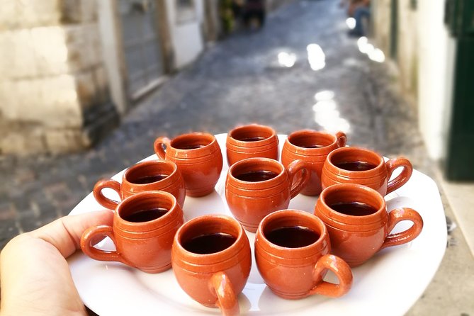 Lisbon Small-Group Food Tour with 18 Tastings in Alfama District - Viewpoint breaks: Portas do Sol, Chafariz D’El Rei, and Santo Estevão
