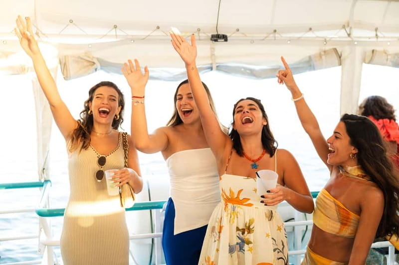 Lisbon: Sunset Boat Tour with Music and Drinks - Route Highlights: Lisbon Landmarks You’ll See From the Tagus