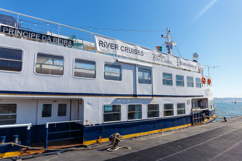 Lisbon: Tagus River Cruise with Welcome Drink - Drinks and onboard purchases: what’s included and what you’ll probably add