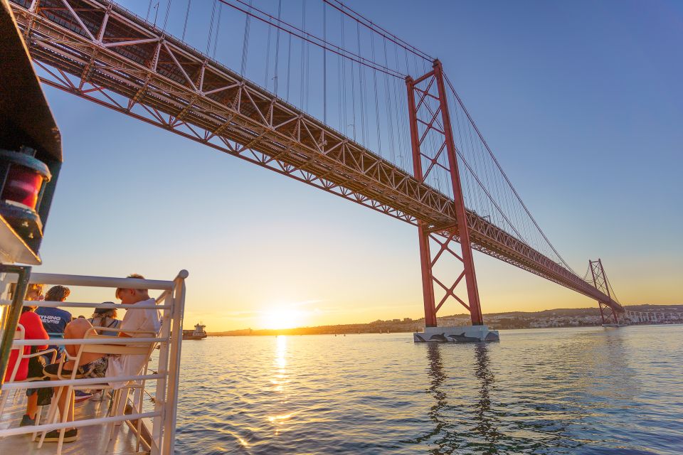 Lisbon: Tagus River Sunset Tour with Snacks and Drink - How good is this value for Lisbon’s “big sights” evening?