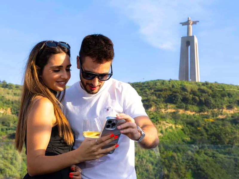 Lisbon: Tejo River Sightseeing Cruise - Seating and Comfort Choices: Under Cover or Open Sky