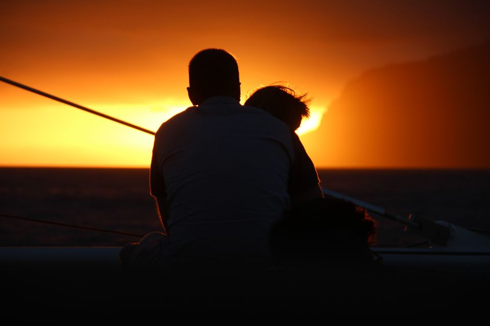Madeira: Funchal Sunset Tour by Catamaran - Sea Conditions and Motion: How to Prepare for Choppy Water