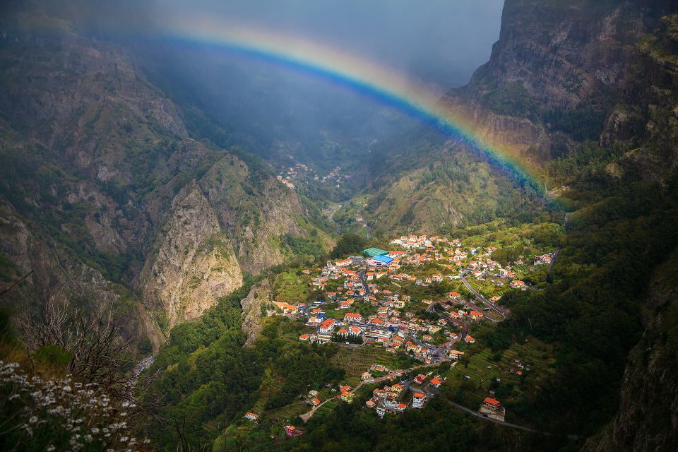 Madeira: Nuns Valley Half-Day Tour - From Funchal to Eira do Serrado: the view that sets the tone