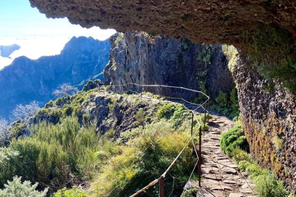 Pico Do Arieiro Pico Ruivo Sunrise or Morning Hike Transfers - What If the Main Trail Is Partly Closed? PR1 and PR3 Options