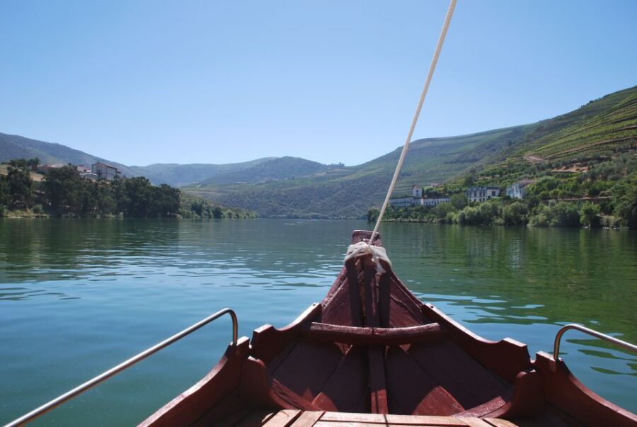 Pinhão: 2-Hour Rabelo Boat Tour with Audio Guide - Key things I’d watch for
