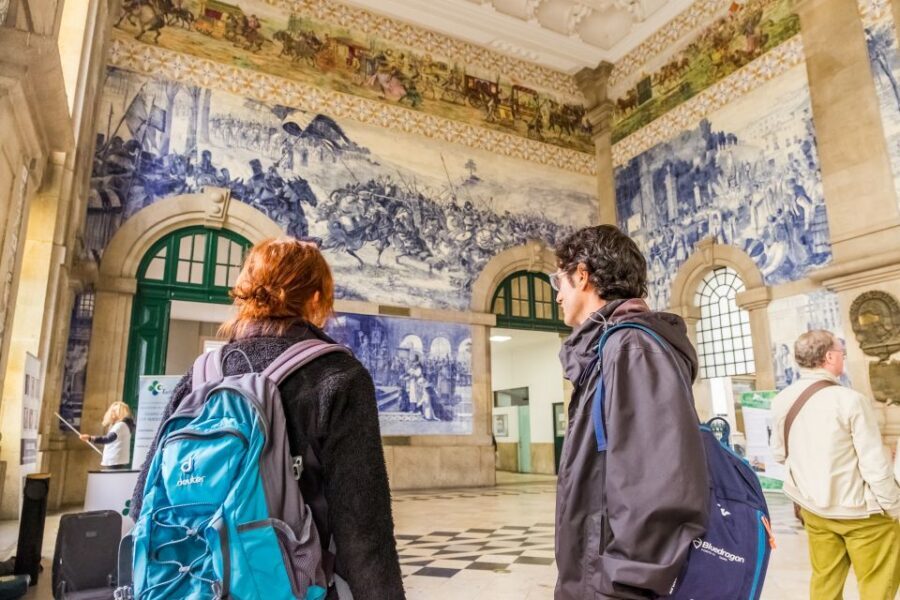 Porto: 3-Hour Guided City Highlights Walking Tour - Miragaia stairs and the Douro glimpse from Louis I Bridge