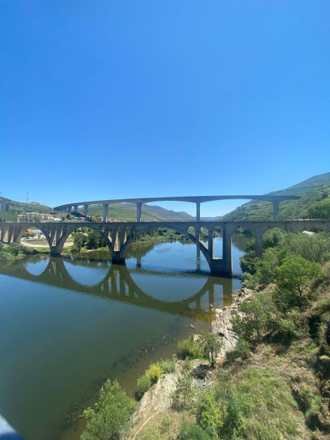 Porto: Douro Valley Tour with 2 Wineries, Lunch and Cruise - How to enjoy this day without feeling rushed