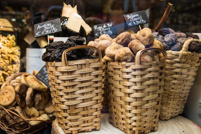 Porto Food & Wine Tasting Tour with Lunch or Dinner Option - Wine-bar tasting: ginjinha, Port, and why this city loves sips