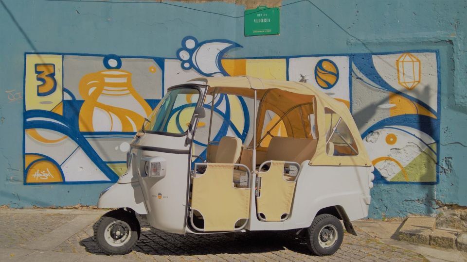 Porto: Guided Tuk Tuk Tour - Port wine, viewpoints, and why the timing options matter