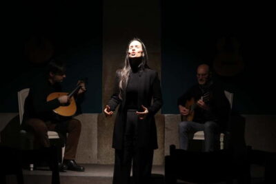 Porto: Intimate Fado Show & Port Wine in Trindade Noble Hall - Inside Trindade Noble Hall: Where Intimacy Is the Whole Point