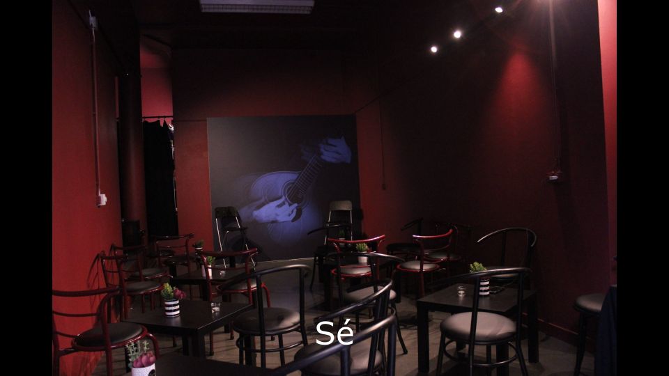 Porto: Live Fado Show with Glass of Port Wine - Choosing the Right Casa do Fado Venue in Porto