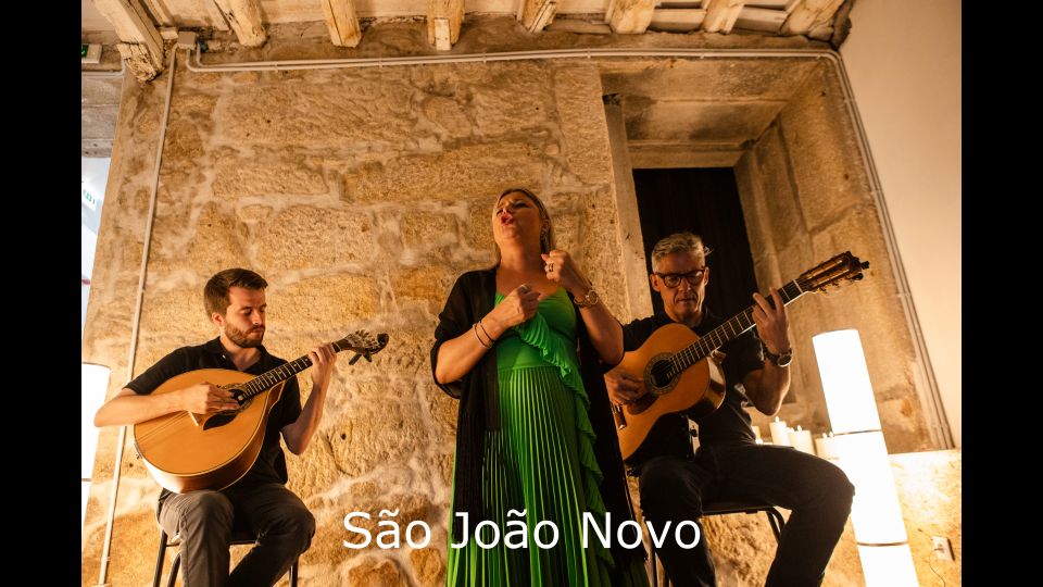 Porto: Live Fado Show with Glass of Port Wine - Best for First-Timers (and Great for Date Night)