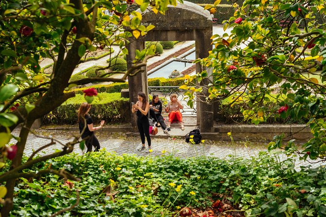 Porto PRIVATE TOUR With Locals: Highlights & Hidden Gems - Customizing the route with your local host