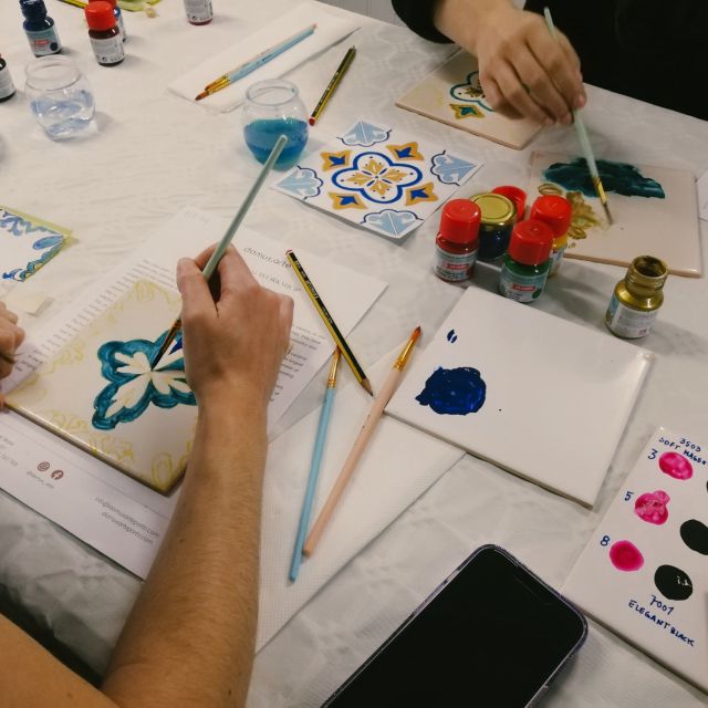 Porto: Tile Painting Workshop with Porto Wine - Sé do Porto - Small Tips That Make Your Tile Look Better