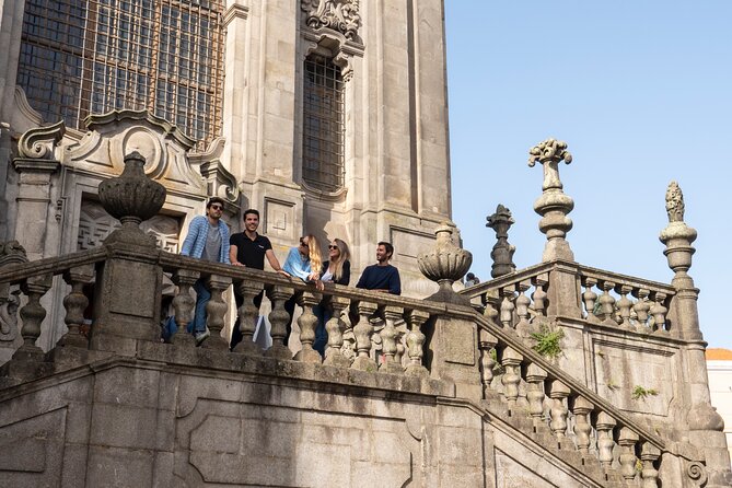 Porto Walking Tour, Lello Bookshop, River Cruise and Cable Car - Douro river cruise from Gaia: bridges, Rabelo boats, and color