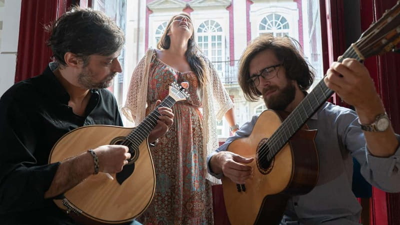 Porto: What is Fado? Commented Live Concert with Port Wine - Should You Book Fado na Baixa in Porto?