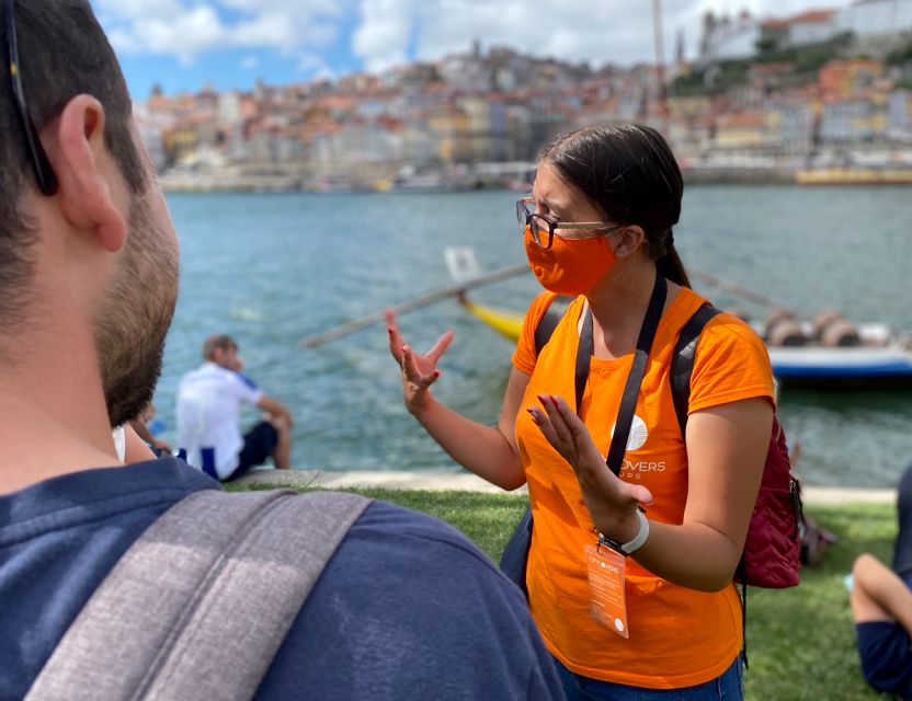 Porto: Wine Tasting with Tapas Walking Tour - Douro River orientation: where the stories make sense