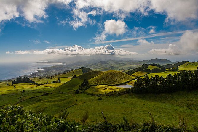 São Miguel West Full Day Tour with Setes Cidades Including Lunch - Pico do Carvão and Lagoa do Canário: The Quiet Start
