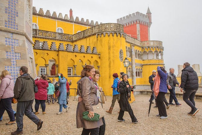 Sintra and Cascais Small-Group Day Trip from Lisbon - Getting there: a small group, an air-conditioned van, and no hotel pickup