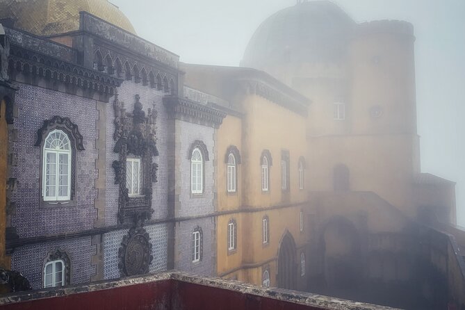 Sintra Tour with Pena Palace and Regaleira All Tickets Included - Guides make the difference: what to look for
