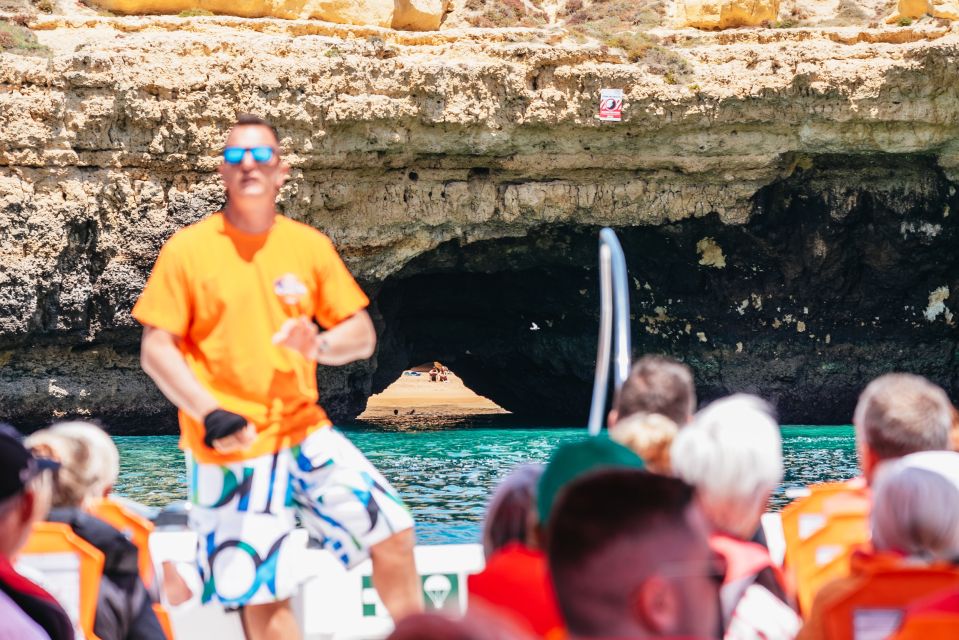 Vilamoura: Benagil Cave Boat Tour with Entry&Dolphin search - Benagil Cave by custom boat from Vilamoura Marina