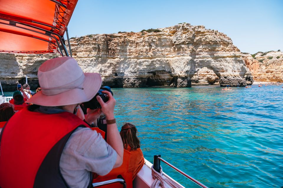 Vilamoura: Benagil Cave Boat Tour with Entry&Dolphin search - Dolphins in Algarve waters: exciting, not guaranteed